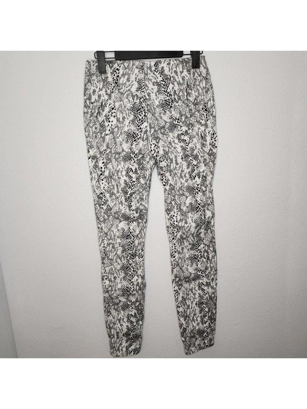 Snakeskin Print Pants Button Fly Ankle Length Stylish Design Nicki Minaj 9/10